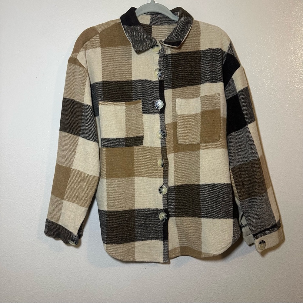 Neutral Checkered Flannel Jacket 🤎 Cozy Fall Girl Aesthetic
